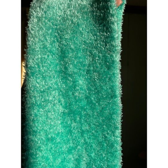 Minty Green Wrap Around Scarf - Picture 4 of 5